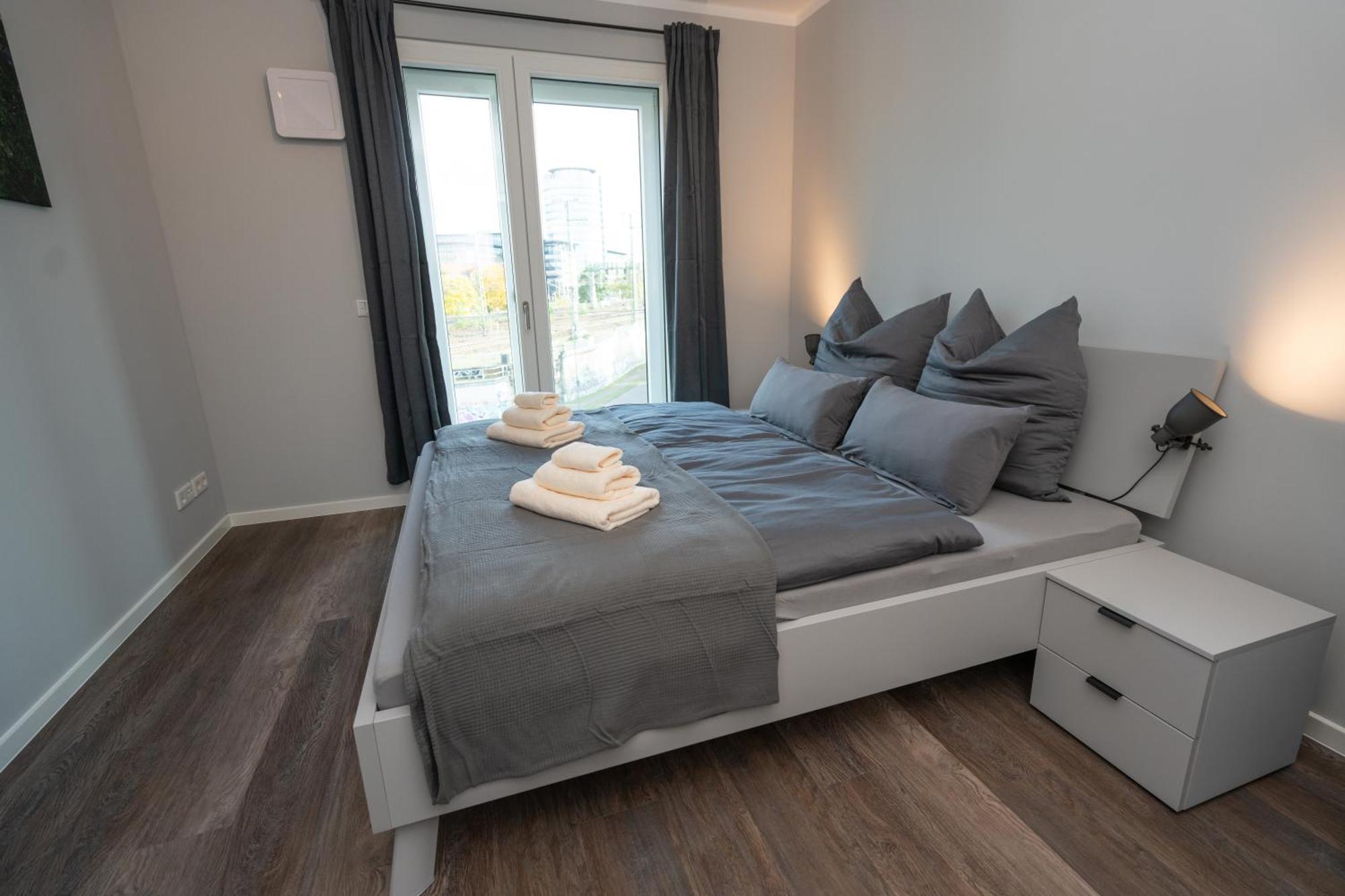 Cozy City Dream Apartment Mit Terrasse Und Parkplatz - 90M² Dresde Exterior foto