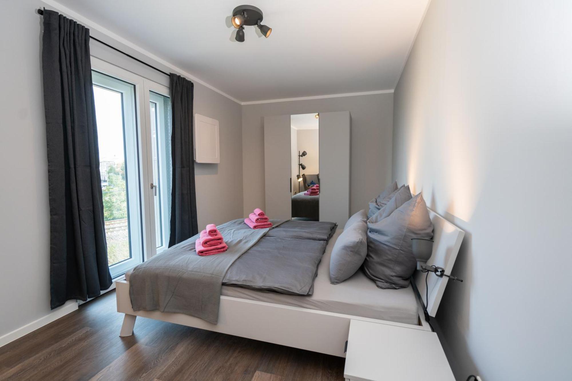 Cozy City Dream Apartment Mit Terrasse Und Parkplatz - 90M² Dresde Exterior foto